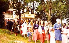 Procession de la Fête -Dieu à Douville, (juin 1977)