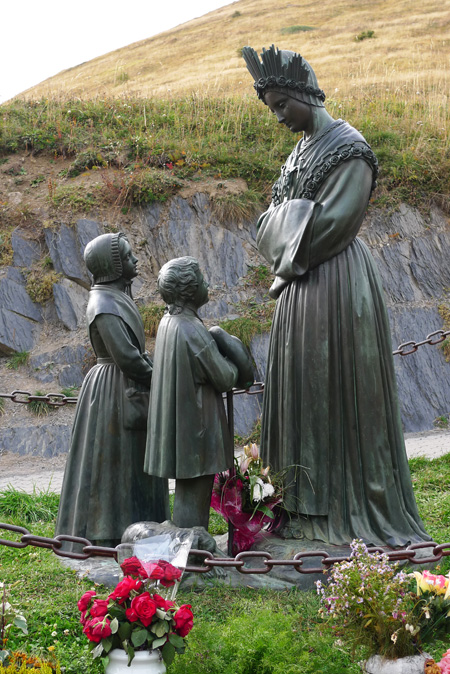 Notre-Dame de La Salette, Priez pour nous !